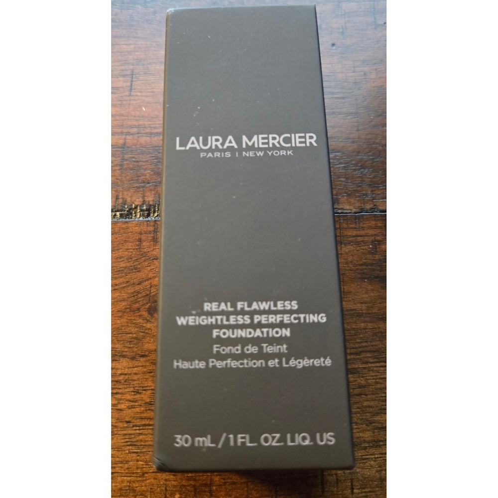 Laura Mercier Real Flawless Weightless Perfecting Foundation 4N1‎ Ginger 1oz New